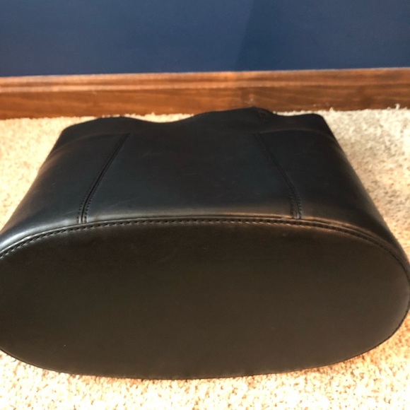 Tory Burch Medium Block T Tote - Picture 5 of 5